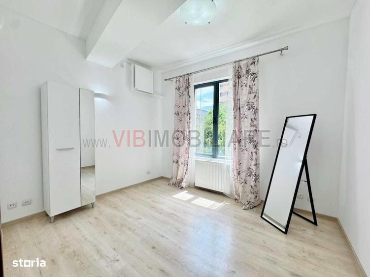 Apartament cu 3 camere semidecomandat în Eminescu