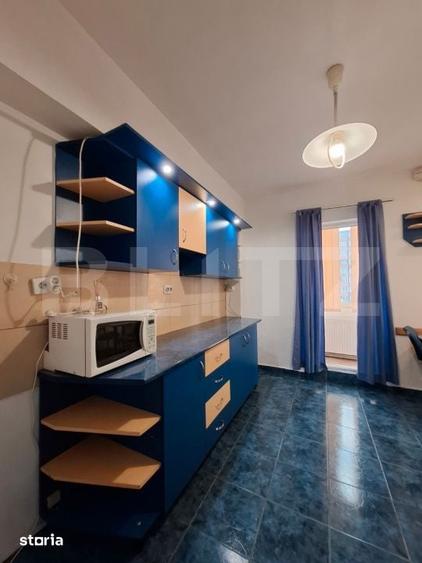 Apartament cu 3 camere decomandat în Astra