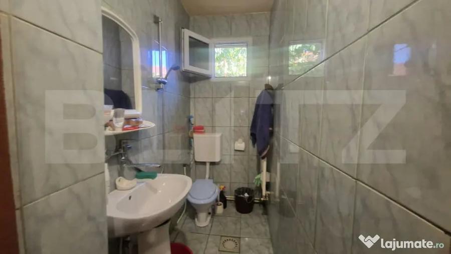 Casă cu 3 camere cu Teren 1270 Mp în Central