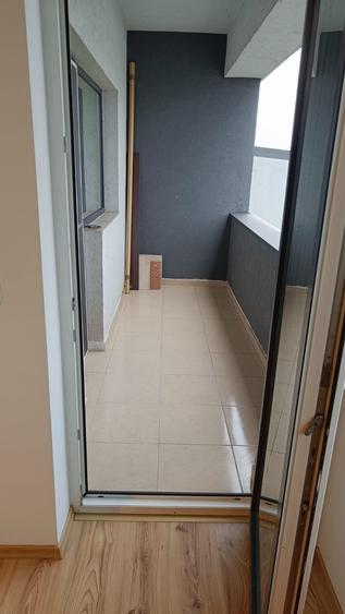 Apartament cu 2 camere semidecomandat în Florești