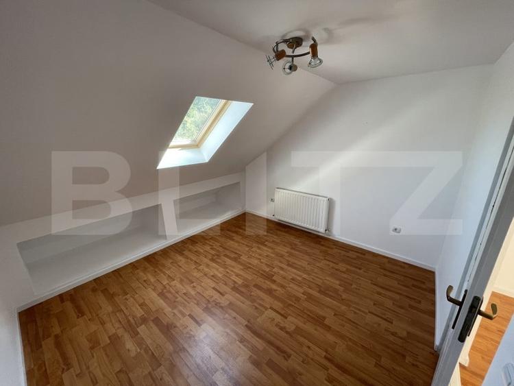 Apartament cu 3 camere semidecomandat, mobilat în Ștefan cel Mare