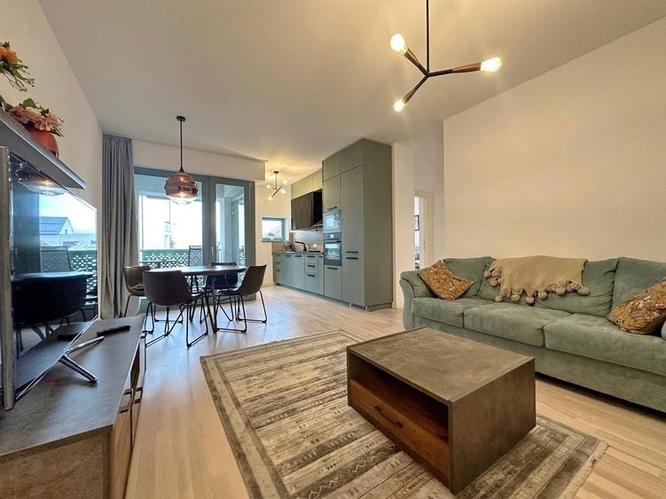 Apartament cu 3 camere decomandat, mobilat în Centrul Istoric