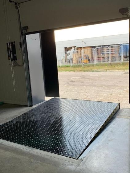 Spațiu industrial, de 1,700 mp, în Vest