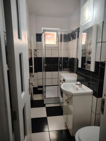 Inchiriez apartament 2 camere zona Mircea Cel Batran - 2