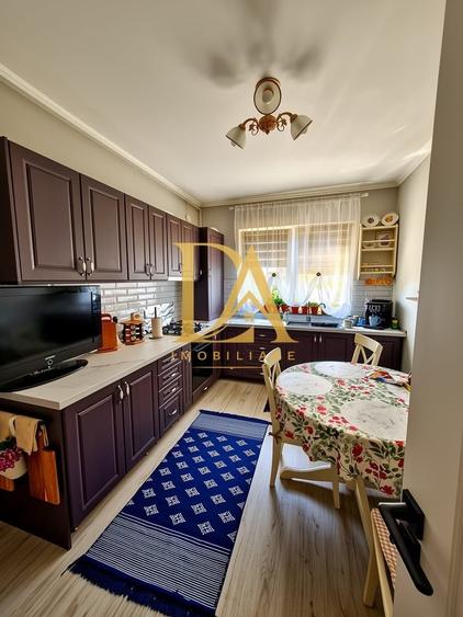 Apartament cu 3 camere decomandat în Chiajna
