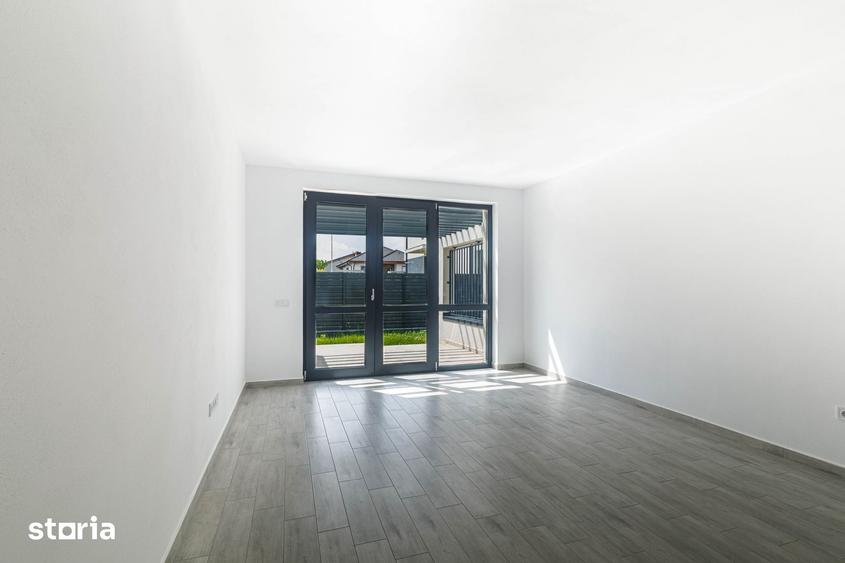Casă cu 3 camere cu Teren 195 Mp în Sânpetru