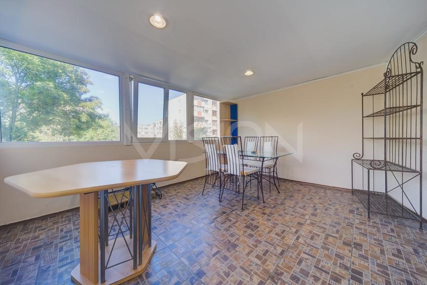 Apartament cu 3 camere decomandat în Zorilor