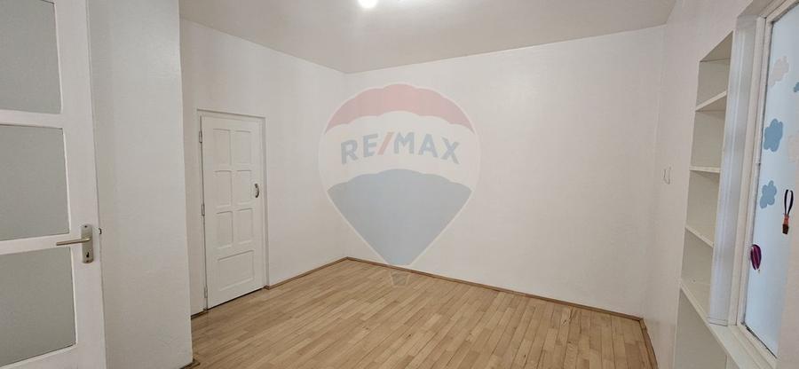 Casă individuală cu 4 camere cu Teren 291 Mp în Andrei Mureșanu