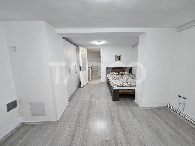 Apartament 3 camere de inchiriat 75 mp 2 dormitoare zona Central Sibiu - 12