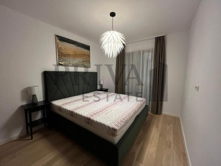 Apartament cu 3 camere decomandat, mobilat în Central