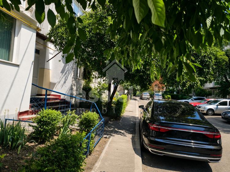 Garsonieră decomandată în Micro 14