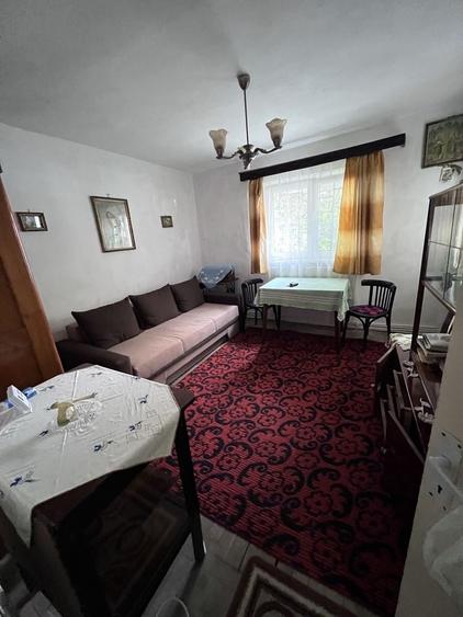 Garsonieră decomandată în Lacu