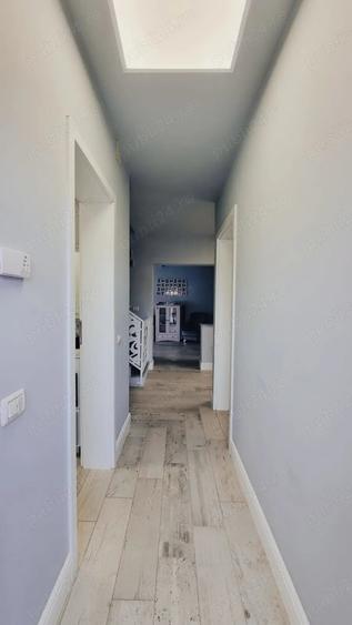 Casă cu 4 camere în 6 Vânători