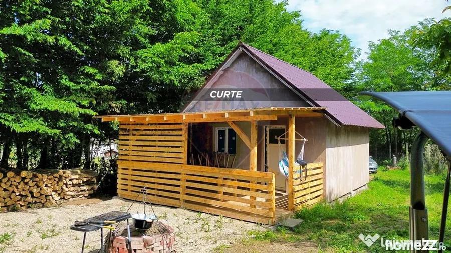 Casă cu 2 camere cu Teren 450 Mp în Remetea Chioarului