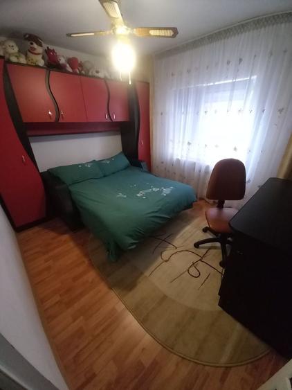 Apartament cu 2 camere semidecomandat în Fălticeni