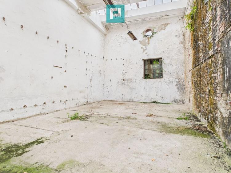 Spațiu industrial, de 200 mp, în Periam