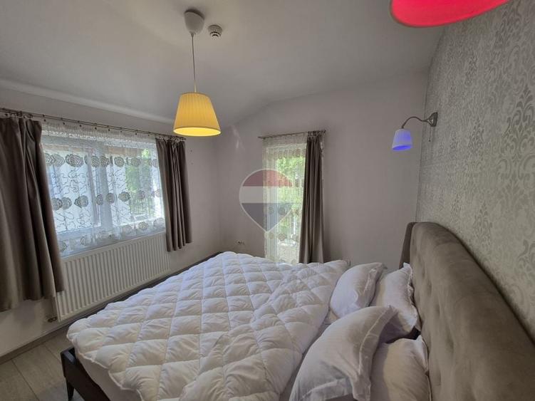 Apartament cu 2 camere semidecomandat, mobilat în Apărătorii Patriei