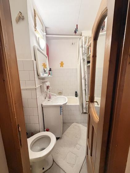 Apartament cu 3 camere decomandat în Ultracentral
