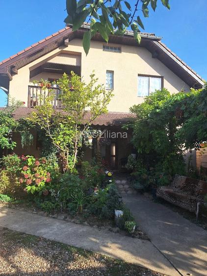 Casă cu Teren 244 Mp în Bujac