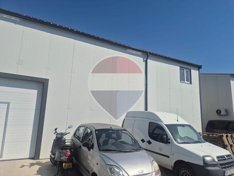 Spațiu industrial, de 250 mp, în Bâcu