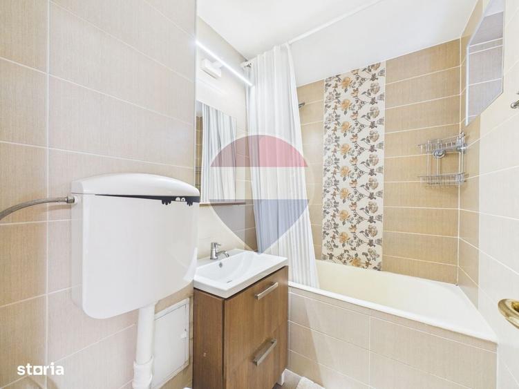 Apartament cu 3 camere semidecomandat în Drumul Taberei