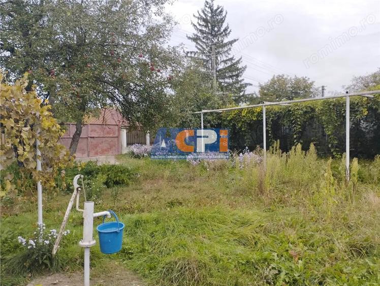 Casă cu 3 camere cu Teren 3886 Mp în Gârleni