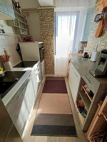 Apartament cu 2 camere decomandat în Giroc