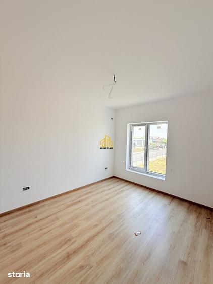 Casă cu 3 camere cu Teren 235 Mp în Central
