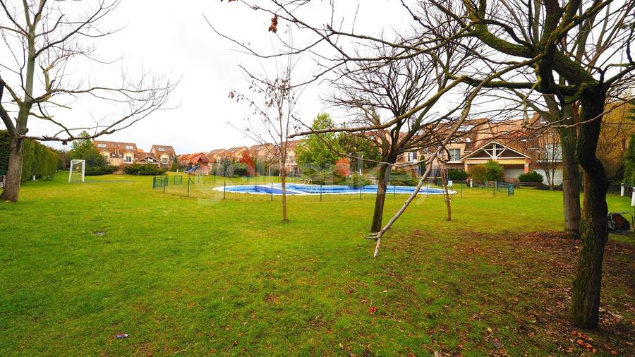 Duplex cu 7 camere cu Piscina în Pipera