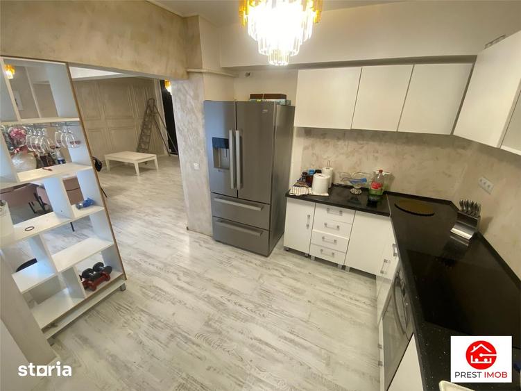 Apartament cu 3 camere în Central — fotografia 1