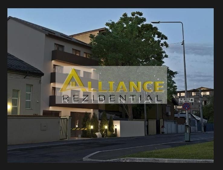 Apartament cu 2 camere decomandat în Apărătorii Patriei