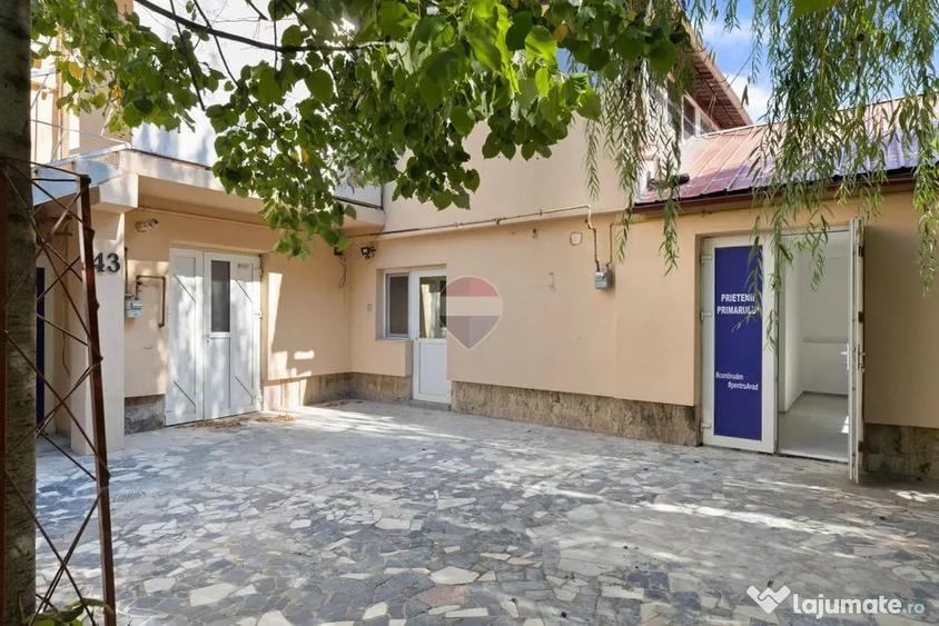 Casă cu 4 camere cu Teren 140 Mp în Central