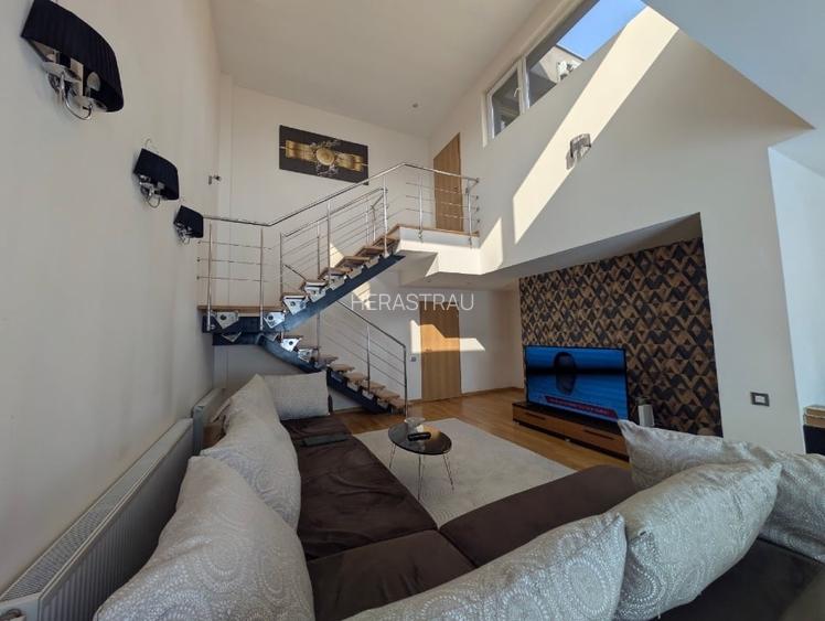 Vand Apartament 5 camere duplex,doua locuri de parcare ,boxa .Soseaua Nordului
