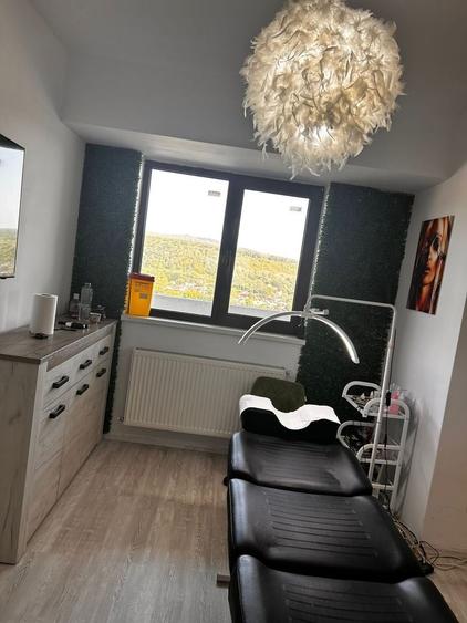 Apartament cu 3 camere decomandat în Ostroveni