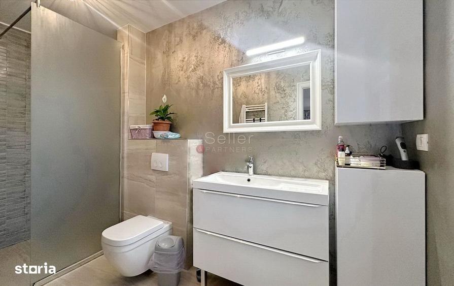 Apartament cu 4 camere în Noua
