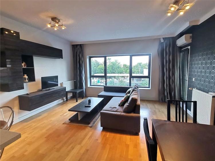 Apartament cu 2 camere semidecomandat în Tei