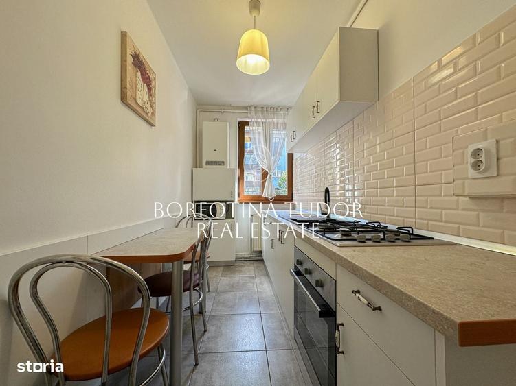 Apartament cu 3 camere decomandat în Horea
