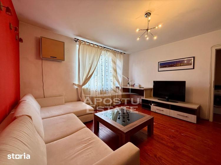 Apartament cu 2 camere semidecomandat în Ultracentral