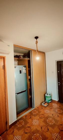 Apartament 2 camere decomandat, zona Buzaului. - 4