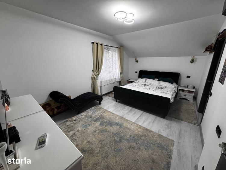 Casă cu 4 camere cu Teren 517 Mp în Dârste