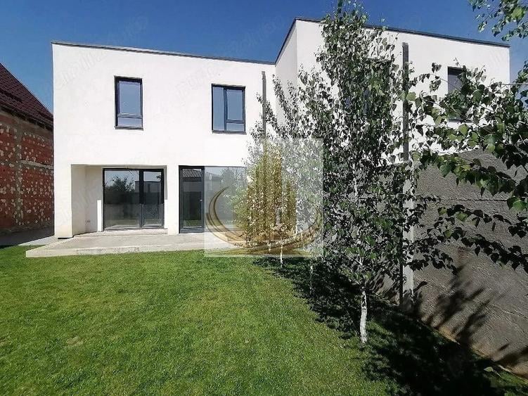 Casa aproape de scoala, gradinita, liceu, 4 camere, asfalt, toate utilitatile - 7