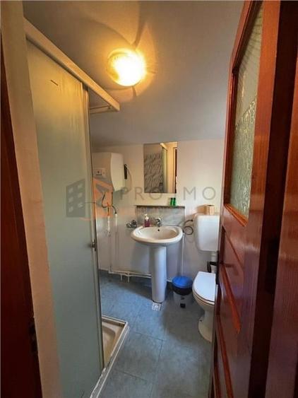 Casă individuală cu 6 camere cu Teren 1000 Mp în Cozieni