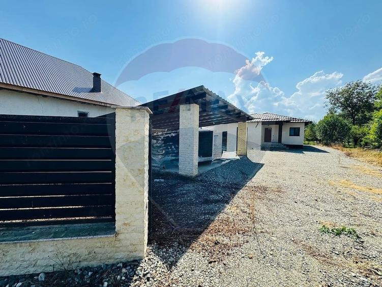 Casă cu 4 camere cu Teren 1086 Mp în Bocicoiu Mare