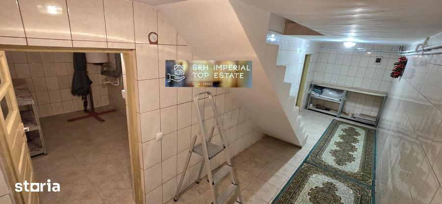 Casă cu 7 camere cu Teren 308 Mp în Agigea