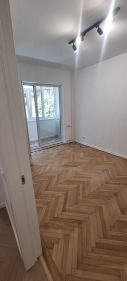 Apartament cu 3 camere decomandat în Năvodari Tabără