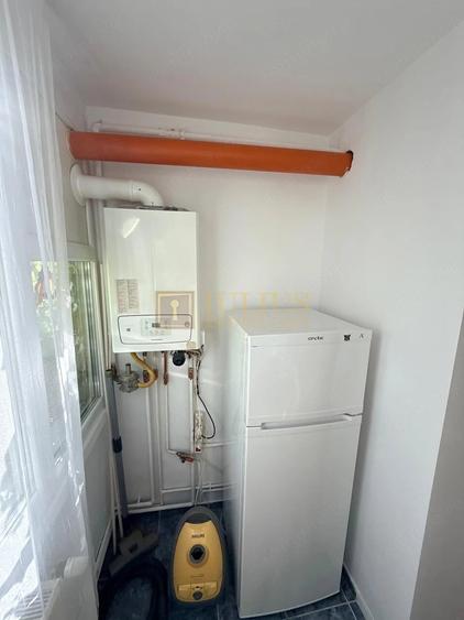 Apartament cu 2 camere decomandat în Soarelui