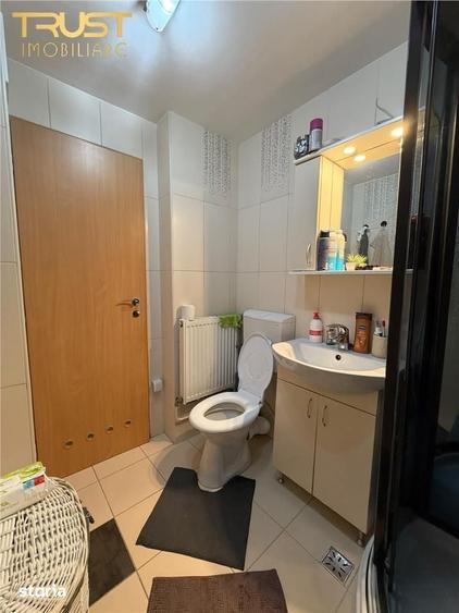 2 camere l The Office l 60 MP - 6