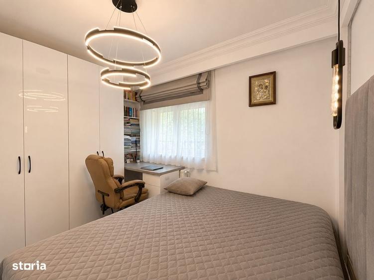 Apartament cu 4 camere în Tomis Nord