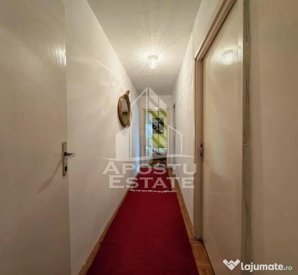 Apartament cu 3 camere semidecomandat în Circumvalațiunii