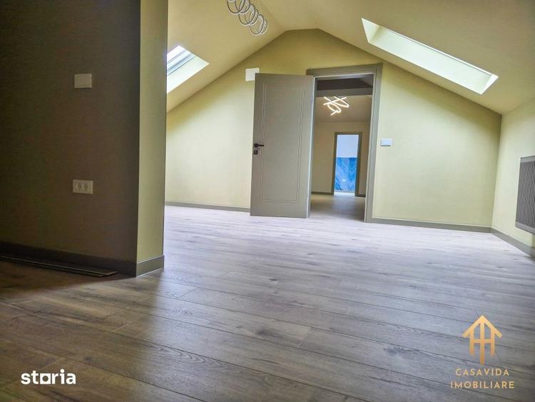 Apartament cu 3 camere în Coșteiu